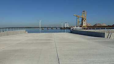 Ausbau Liegeplatz 15, Liebherr Rostock